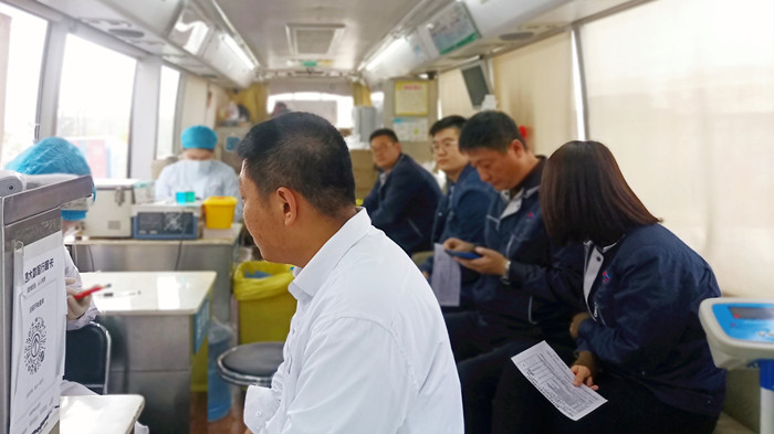 沈陽航空產(chǎn)業(yè)集團組織員工開展“獻熱血、踐初心”無償獻血活動