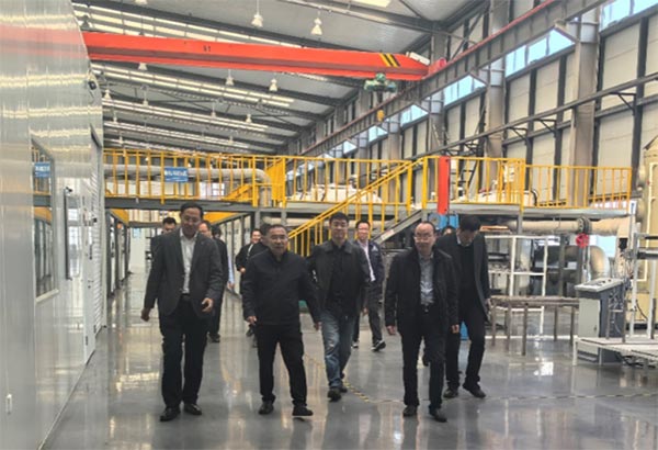 沈陽飛機設(shè)計研究所所長劉志敏來沈陽航空產(chǎn)業(yè)集團調(diào)研